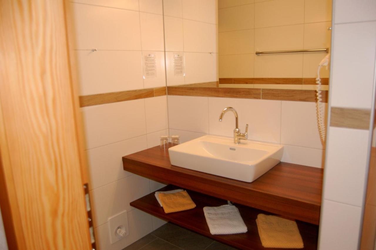 Hotel Brunnwirt Weissbriach Ngoại thất bức ảnh