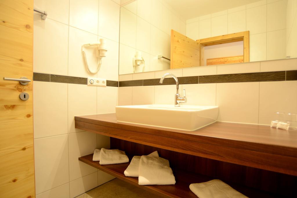 Hotel Brunnwirt Weissbriach Ngoại thất bức ảnh