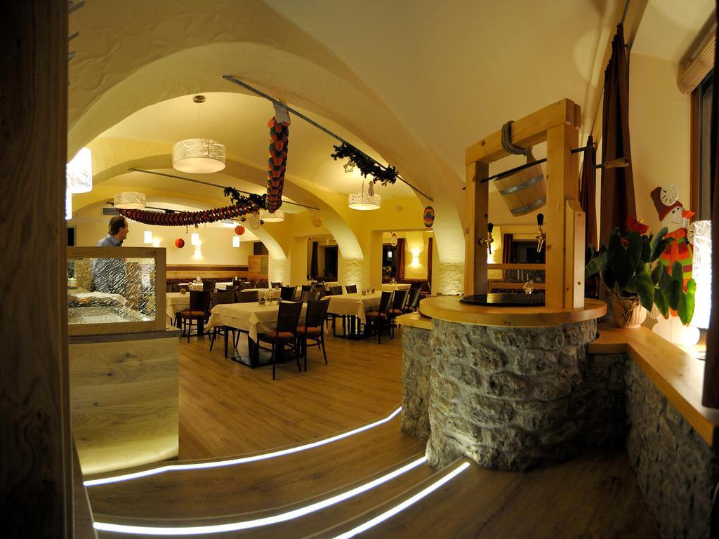 Hotel Brunnwirt Weissbriach Ngoại thất bức ảnh