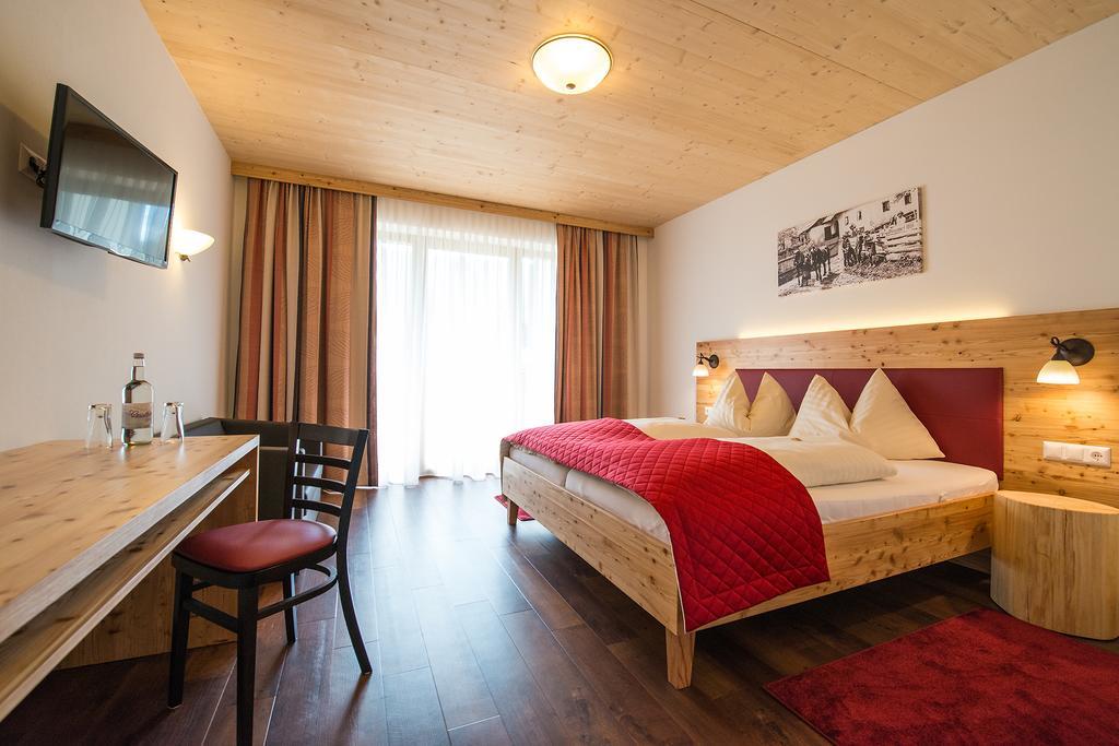 Hotel Brunnwirt Weissbriach Ngoại thất bức ảnh